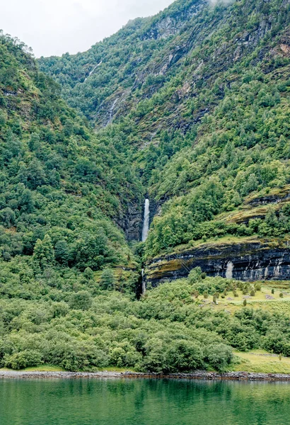 Reiseziel Nordeuropa Blick Auf Den Aurlandsfjord Landeanflug Auf Flaam Norwegen — Stockfoto