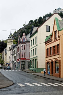 Norveç seyehat güzergahı - Norveç 'in Alesund kentindeki Art Nouveau evleri. 19 Temmuz 2012