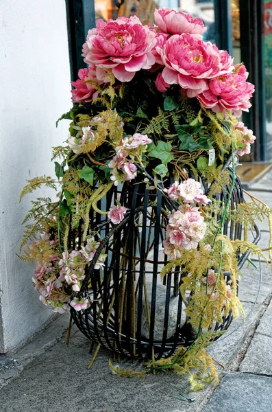 Decoración Floral Gamle Stavanger Una Zona Histórica Ciudad Vieja Con — Foto de Stock