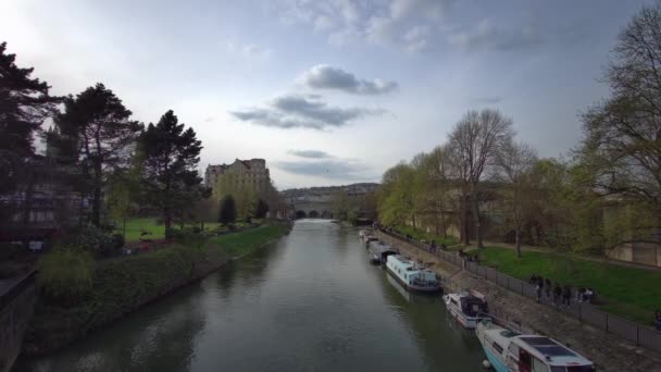 Подорож Великої Британії Річка Ейвон Баті Сомерсет Англія Квітня 2023 — стокове відео