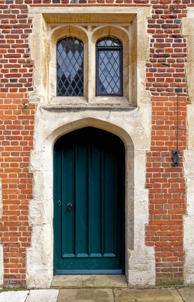 Porta Legno Arcuato Rustico Muro Pietra Hampton Court Palace Surrey — Foto Stock