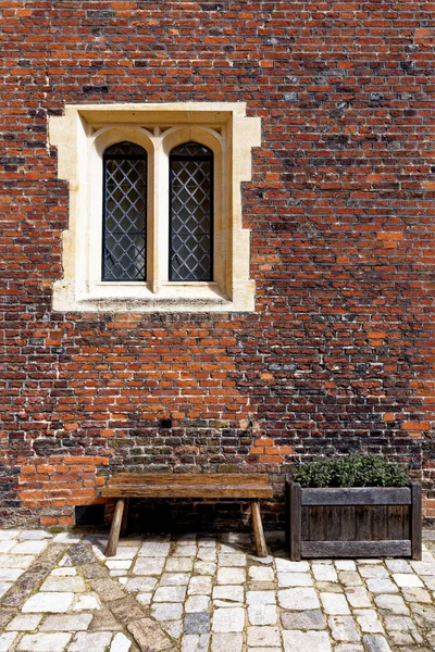 Windows Hampton Court Palace Surrey Londres Angleterre Royaume Uni Avril — Photo