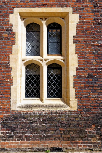 Windows Hampton Court Palace Surrey Londra Inghilterra Regno Unito Aprile — Foto Stock