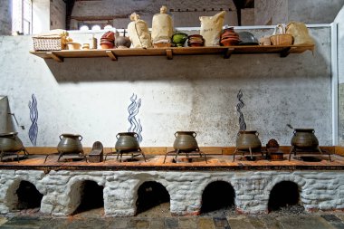 Kral VIII. Henry 'nin Mutfağı Hampton Sarayı, Richmond, Thames, Surrey, Londra, İngiltere. 22 Nisan 2023