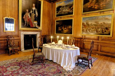Hampton Court Sarayı 'ndaki King' s Dinlenme Odası, Richmond, Thames, Surrey, Londra, İngiltere. 22 Nisan 2023
