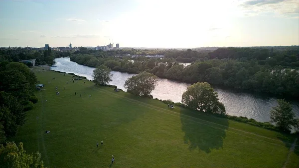Вид Воздуха Вдоль Реки Темзы Через Парк Долины Темзы Направлении — стоковое фото