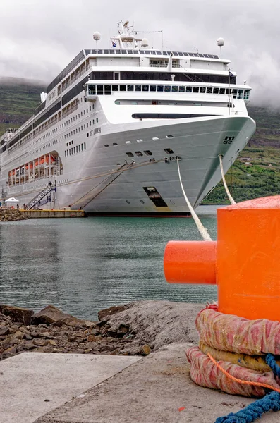 Resmål Island Msc Lirica Kryssningsfartyg Akureyri Island Juli 2012 — Stockfoto