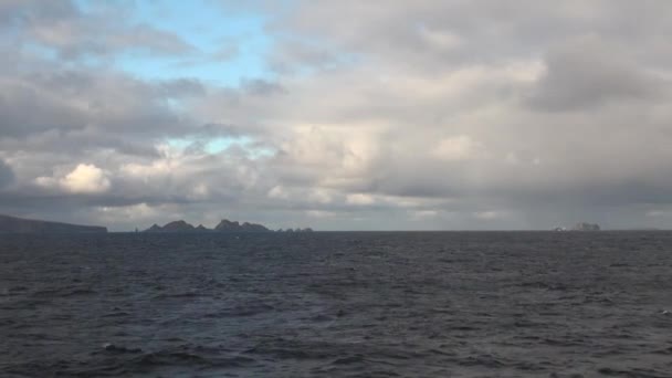 Dalgalı Denizde Gezinen Cape Horn Hornos Adası Ndaki Cape Horn — Stok video