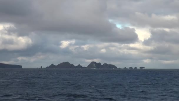 Kryssning Cape Horn Grov Sjö Cape Horn Stenig Punkt Hornos — Stockvideo