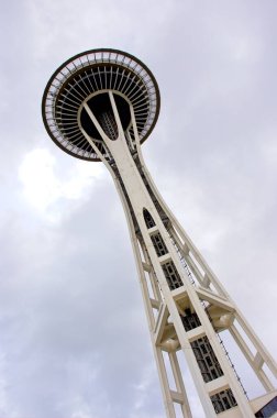 Seattle şehir merkezindeki Seattle Center 'daki Space Needle. Seattle, Washington, Amerika Birleşik Devletleri - 26 Ağustos 2010