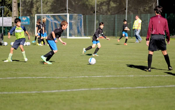 Unga Barn Barn Tonårspojkar Som Spelar Fotboll Match Sport Alcanena — Stockfoto