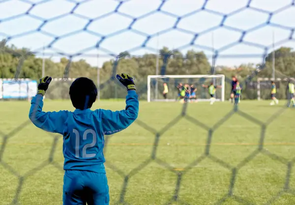 Mladý Brankář Dítě Dospívající Chlapec Hraje Fotbal Fotbal Sporty Alcanena — Stock fotografie