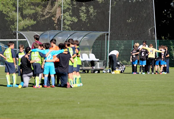 Trainer Gaf Richting Aan Jonge Kinderen Kinderen Tienerjongens Voetballen Alcanena — Stockfoto