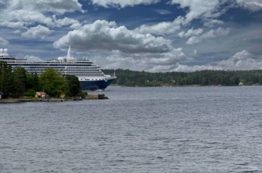 Seyahat gemileri Cunard Queen Victoria Stockholm Takımadaları, İsveç, Stockholm, Yelkenli Yat Stockholm Takımadaları - 25 Temmuz 2011