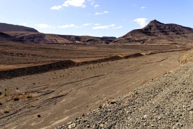 Kanarya Adası Fuerteventura, İspanya - 20.09.2023 Pajara ve La Pared arasındaki Mirador astronomico de Sicasumbre manzarasından panoramik manzara