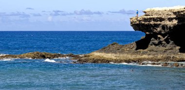 Playa de los Muertos (Ölüler Plajı), siyah bir volkanik kumsal - Ajuy, Pajara, Fuerteventura, Kanarya Adaları, İspanya - 20.09.2023