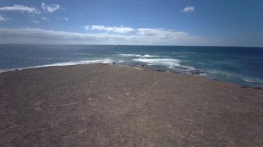 Punta Jandia deniz fenerinden (Faro de la Lola) Atlantik Okyanusu manzarası - Fuerteventura, Kanarya Adaları, İspanya, Atlantik, Avrupa. 21.09.2023