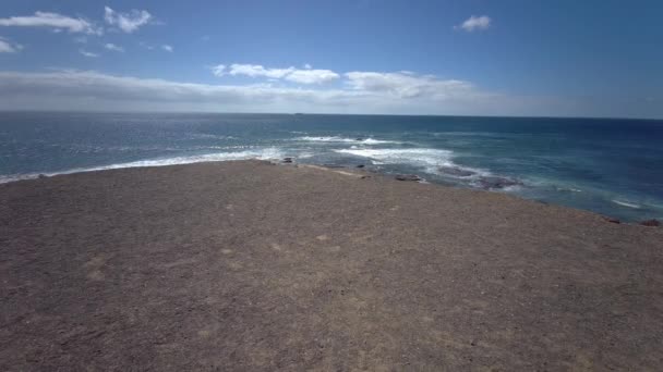 Uitzicht Atlantische Oceaan Vanuit Punta Jandia Vuurtoren Faro Lola Fuerteventura — Stockvideo