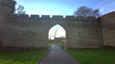 Croft Şatosu, İngiltere 'nin Herefordshire kentindeki Croft köyünde bir kır evi. 1085 'ten beri Croft ailesine ait olan şato ve mülk 18. yüzyılda elden ele geçti - Croft Kalesi ve Parkland - Herefordshire - 6 Ocak 2024