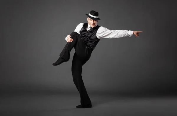 Confident Young Man Dancing Gangster Style Suite Studio Shot Isolated — Stockfoto