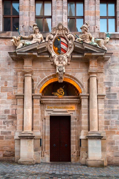 Nuremberga Alemanha Dec 2021 Entrada Antigo Restaurante Zum Spiessgesellen Rathausplatz — Fotografia de Stock