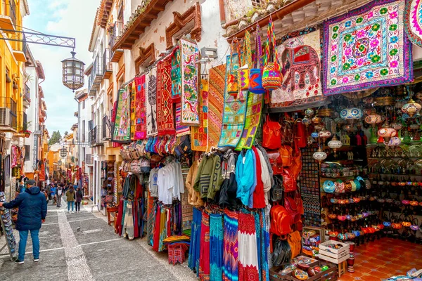 Granada Espanha Fevereiro 2022 Bens Tradicionais Turísticos Vendidos Bairro Muçulmano — Fotografia de Stock