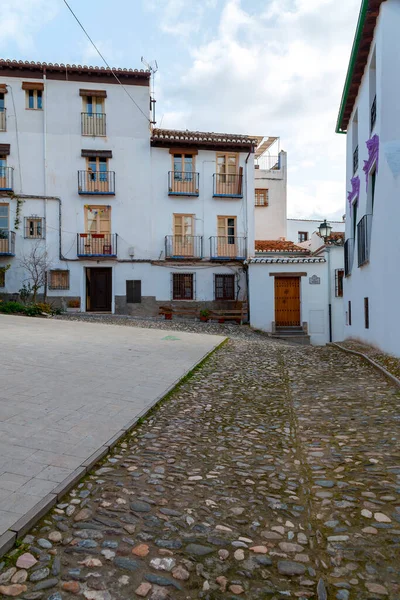 西班牙格拉纳达 2022年2月26日 西班牙安达卢西亚自治区历史名城格拉纳达的一般性建筑和街道景观 — 图库照片