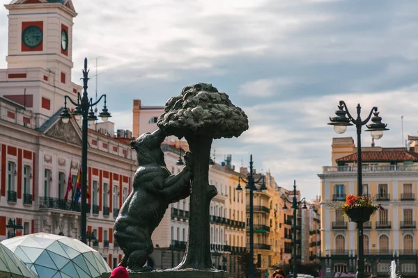 Μαδρίτη Ισπανία Φεβρουάριος 2022 Άγαλμα Της Αρκούδας Και Της Φράουλας — Φωτογραφία Αρχείου