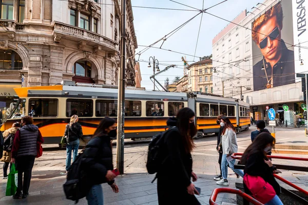 Milan Italy March 2022 Streetcar Lightrail Tram Carrying Passengers City — Zdjęcie stockowe