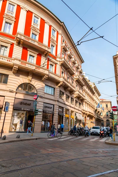 Мілан Італія Березня 2022 Року Типові Італійські Будівлі Краєвид Вулицю — стокове фото