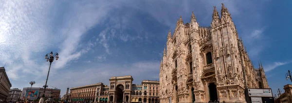 Μιλάνο Ιταλία Μαρτίου 2022 Ιστορική Πλατεία Duomo Piazza Del Duomo — Φωτογραφία Αρχείου