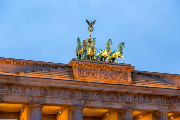 Słynny Punkt Orientacyjny Bramy Brandenburskiej Lub Brandenburskiej Tor Berlinie Stolicy — Zdjęcie stockowe