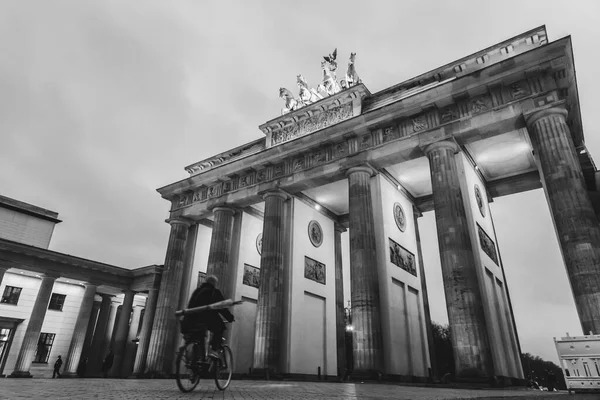 Célèbre Monument Porte Brandebourg Brandenburger Tor Berlin Capitale Allemande — Photo