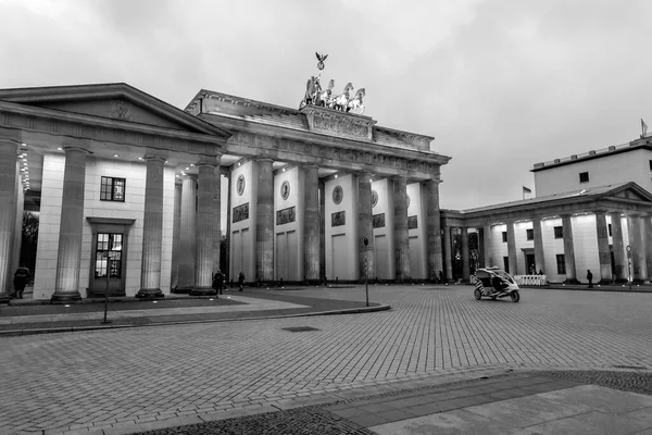Βερολίνο Γερμανία Δεκεμβρίου 2021 Διάσημο Ορόσημο Της Πύλης Του Βρανδεμβούργου — Φωτογραφία Αρχείου