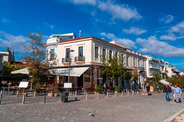Αθήνα Ελλάδα Νοεμβρίου 2021 Υπαίθριες Θέσεις Στα Παραδοσιακά Ελληνικά Εστιατόρια — Φωτογραφία Αρχείου
