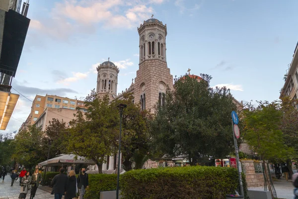 2021年11月24日 希腊雅典 希腊雅典市中心著名的Aiolou街上的Agia Paraskevi希腊东正教教堂 — 图库照片