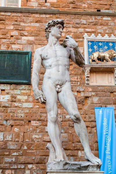 이탈리아 피렌체 2022 베키오 광장에서 미켈란젤로 가그린 다비데 조각품 — 스톡 사진