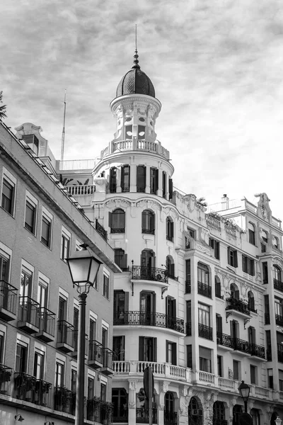 Generieke Architectuur Straatzicht Centrale Straten Van Madrid Hoofdstad Van Spanje — Stockfoto