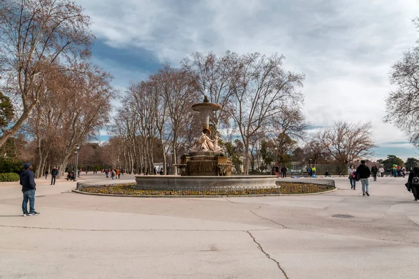 Madrid Spain Feb 2022 Fountain Stone Sculptures Retiro Park Large — Foto Stock