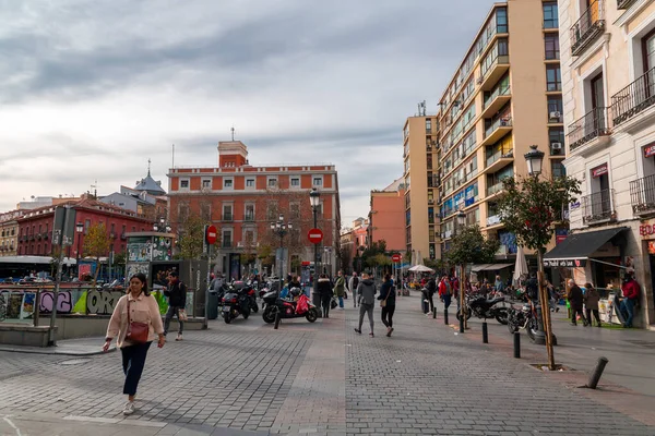 西班牙马德里 Feb 2022 西班牙首都马德里中心街道的通用建筑和街景 — 图库照片