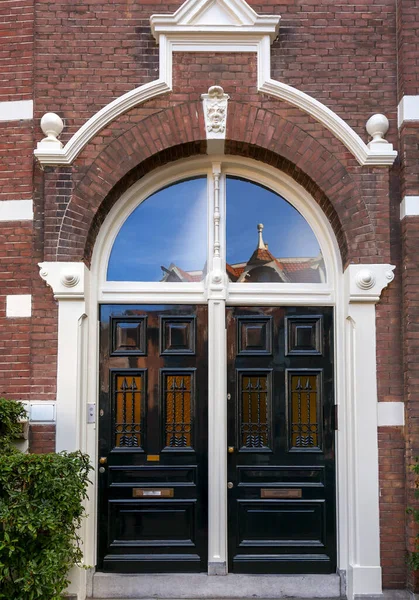 stock image Typical dutch architectural detail, a door in Amsterdam, the Netherlands.