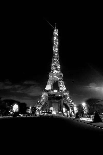Paryż Francja Jan 2022 Kultowa Wieża Eiffla Oświetlona Nocą Kuta — Zdjęcie stockowe