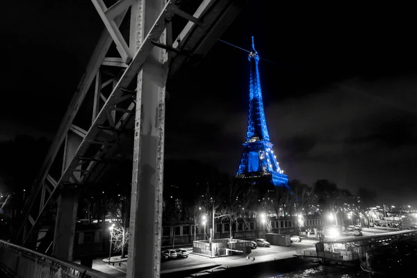 Париж Франция Jan 2022 Iconic Eiffel Tower Illuminated Night Wrought — стоковое фото