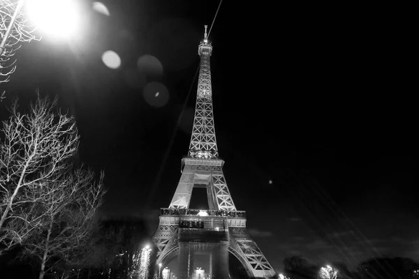 Iconica Torre Eiffel Illuminata Notte Torre Traliccio Ferro Battuto Sul — Foto Stock