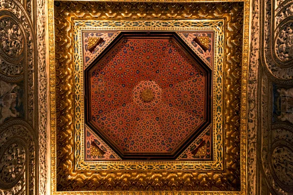 Λεπτομέρεια Οροφής Από Ιστορικό Αλκαζάρ Της Σεγκόβια Μεσαιωνικό Φρούριο Στη — Φωτογραφία Αρχείου