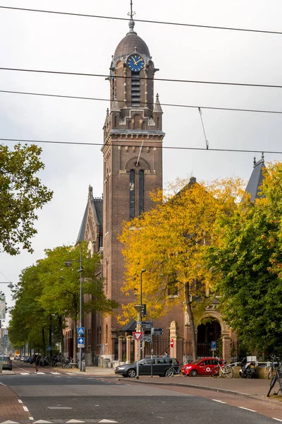 オランダのロッテルダム 2021年10月10日 ロッテルダムのアーミニウス教会またはレモンストラン教会 1895年から1897年の間に建てられた 記念碑的な建物 新ロマン主義様式の建築 Debatcentumとも呼ばれる ダンス 詐欺の場所 — ストック写真