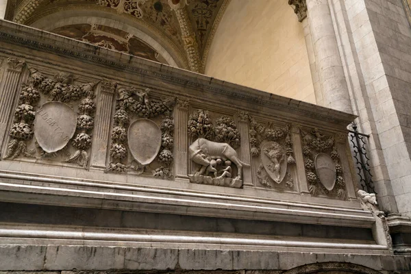 Siena Italien Apr 2022 Skulpturen Capitoline Wolf Skildrar Scen Från — Stockfoto
