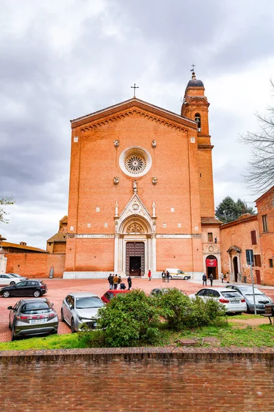 Siena Italien Apr 2022 San Francesco Gotisk Basilikakyrka Uppförd 1228 — Stockfoto