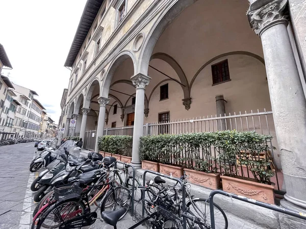 Φλωρεντία Ιταλία Απριλίου 2022 Τυπική Αρχιτεκτονική Και Θέα Στο Δρόμο — Φωτογραφία Αρχείου