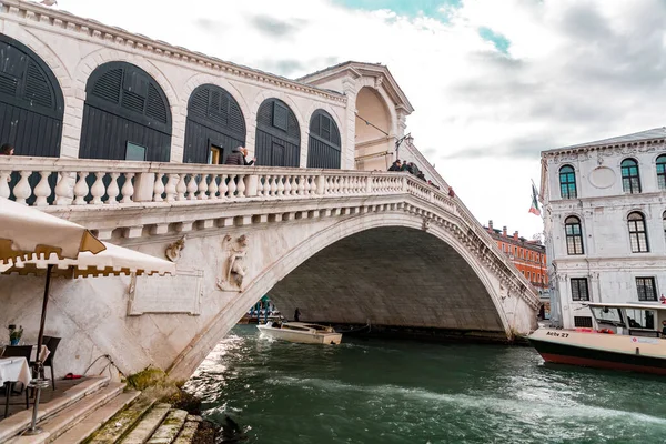 Venecia Italia Abril 2022 Famoso Puente Rialto Sobre Gran Canal — Foto de Stock